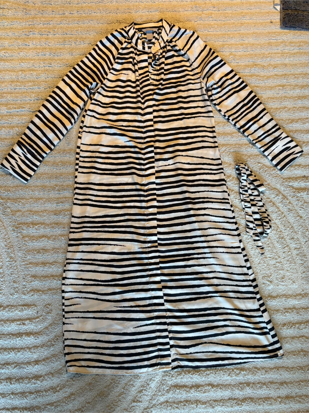 H&M Striped Midi Dress - Size XS - photo 4