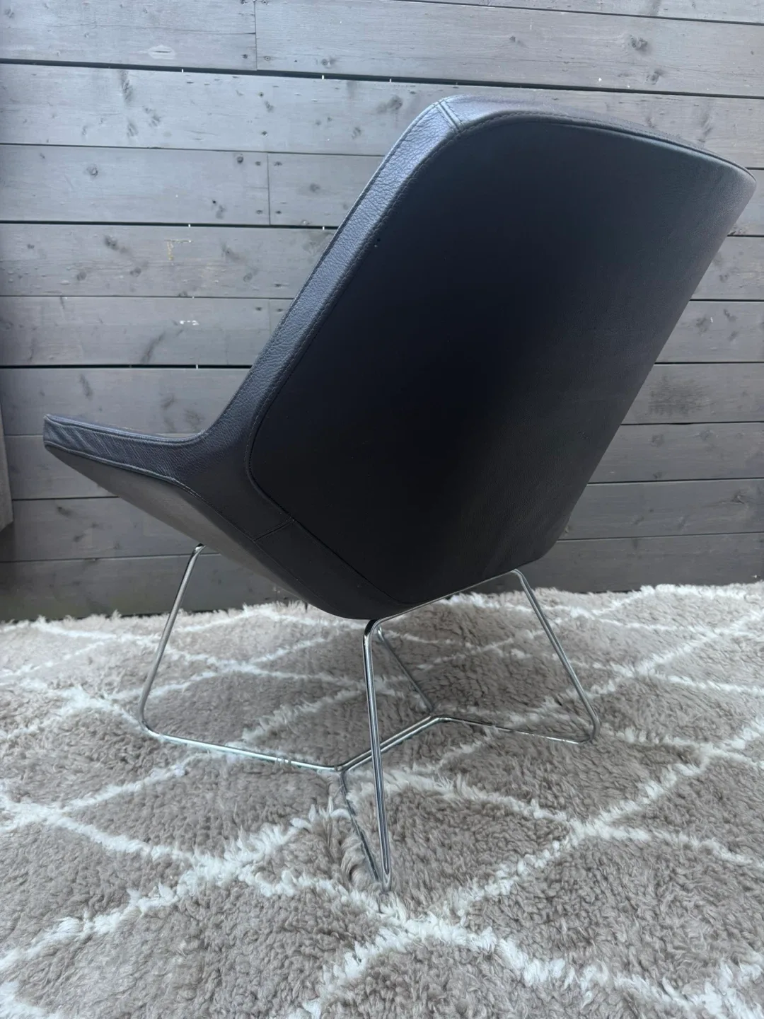 Black Leather Vintage Chair with Chrome Legs image indicator(2)