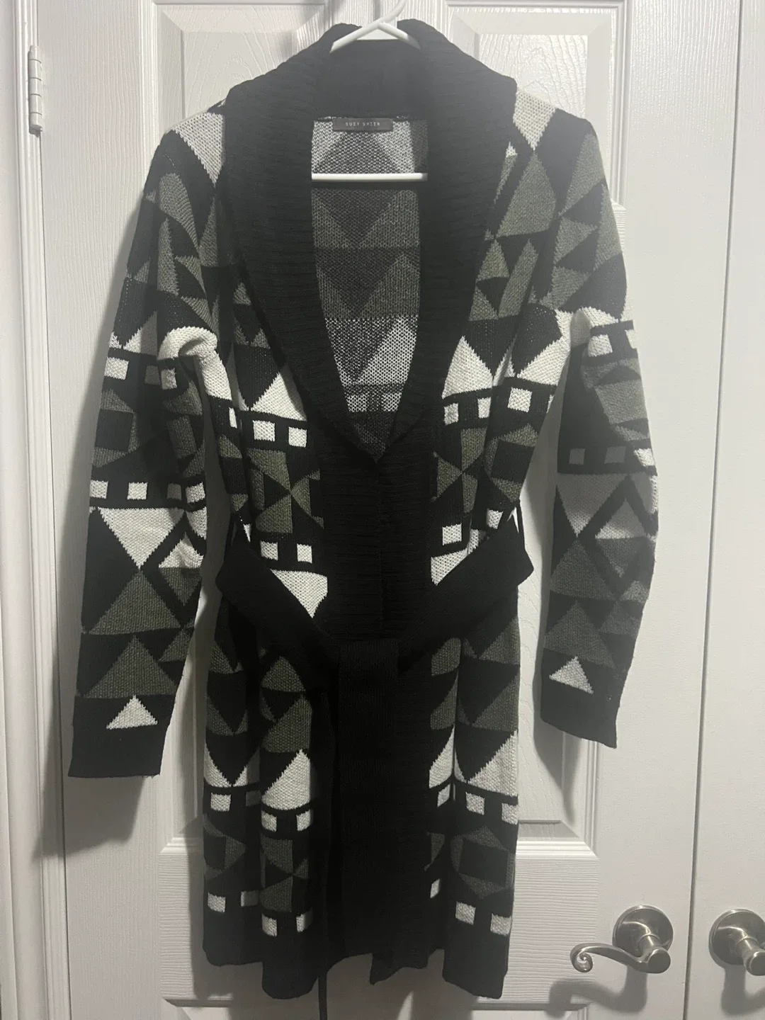 Geometric Pattern Cardigan - Black, White, Olive Green image indicator(7)
