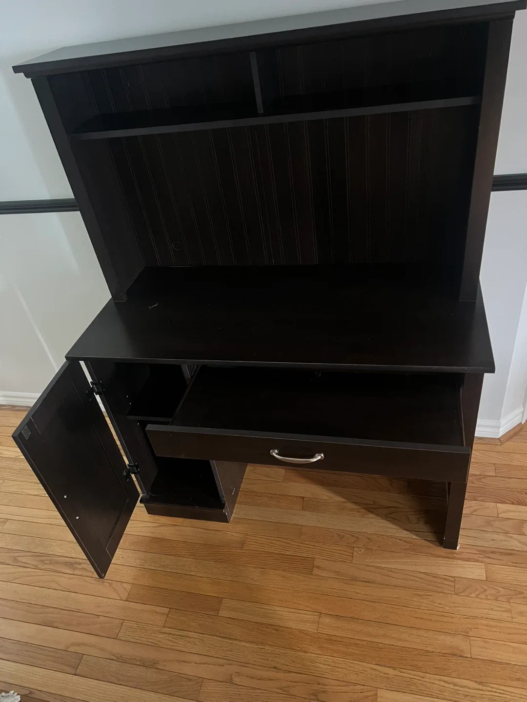 Dark Brown Wood Desk with Hutch image indicator(2)