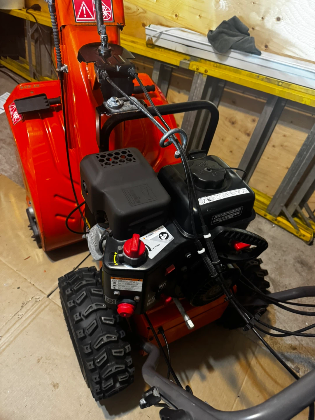 Husqvarna ST 227P Snow Blower