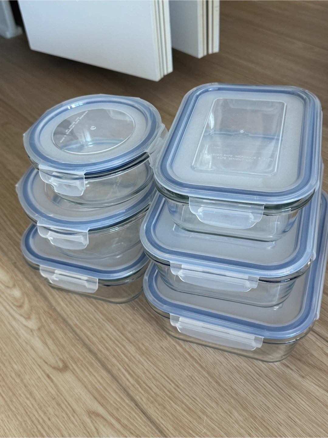 6 Glass Food Containers