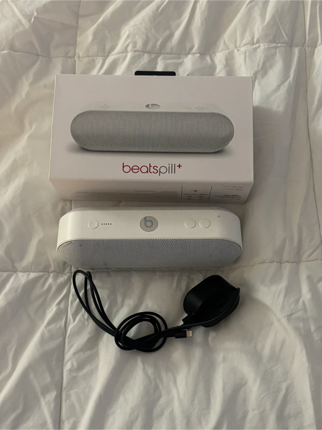 Beats Pill +