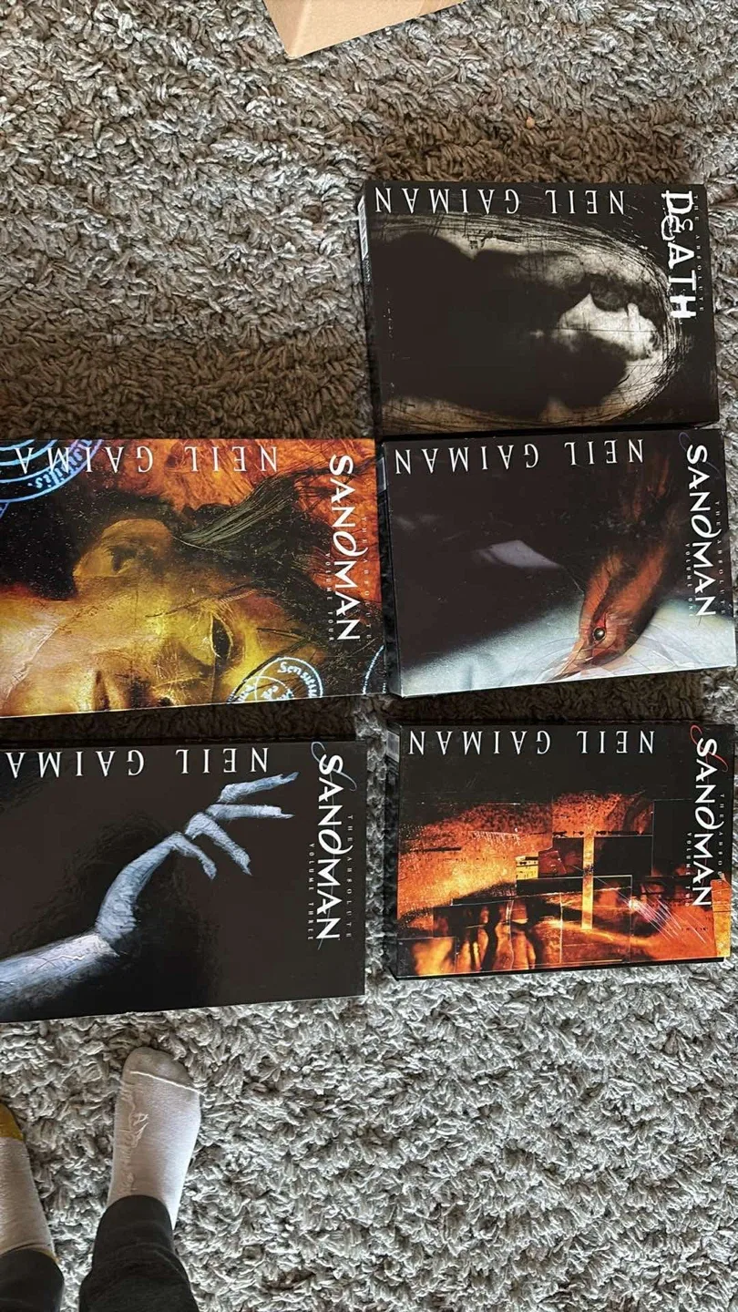 Neil Gaiman The Absolute Sandman Volumes 1-4 and DEATH!! image indicator(2)