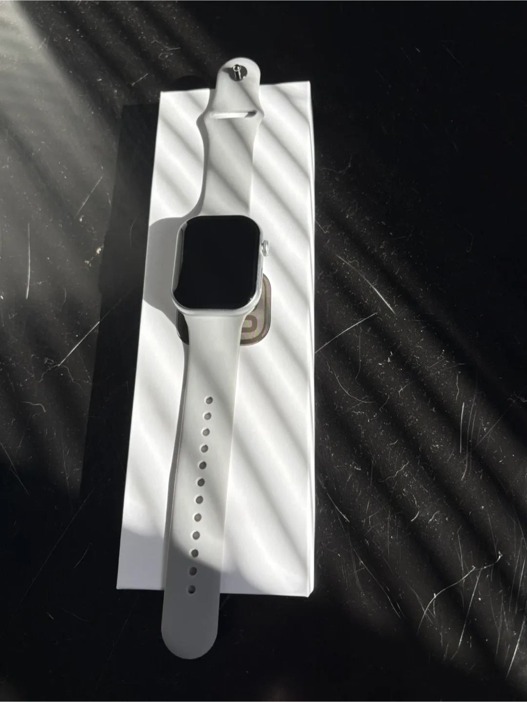 Apple Watch series-10{sealed Brand New} image indicator(4)