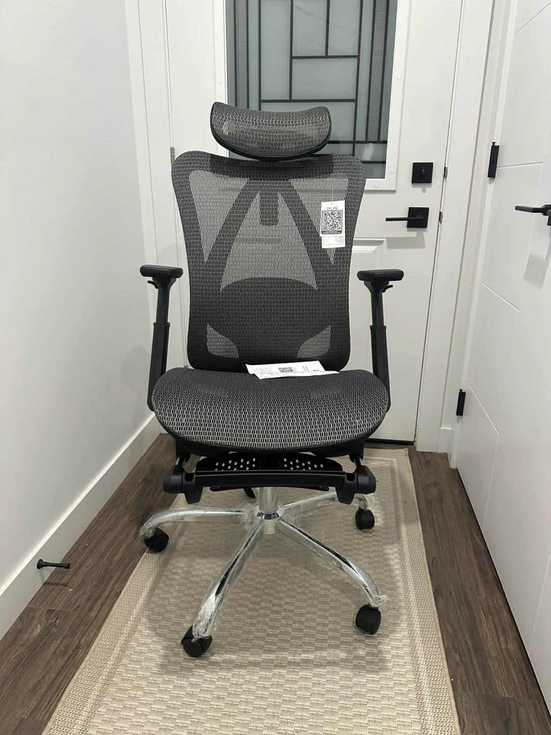 Brand New DFLIVE Ergonomic Office Chair – Adjustable image indicator(5)