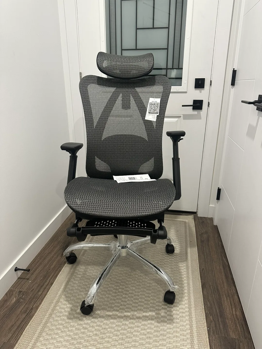 Brand New DFLIVE Ergonomic Office Chair – Adjustable image indicator(2)