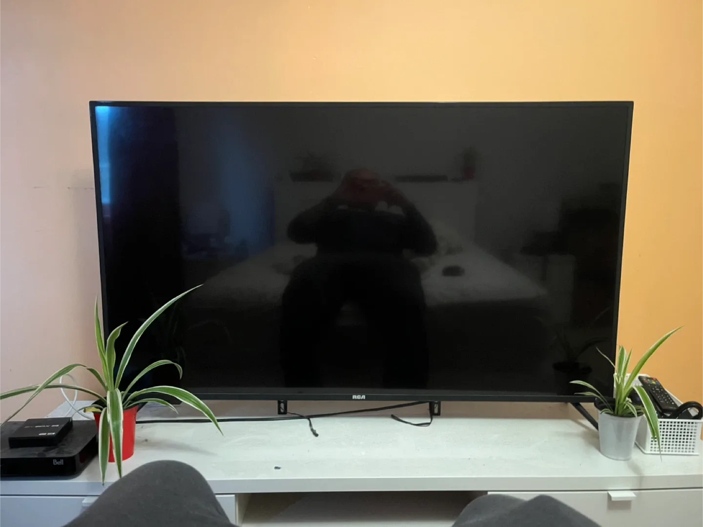 RCA TV 56 inches image indicator(2)