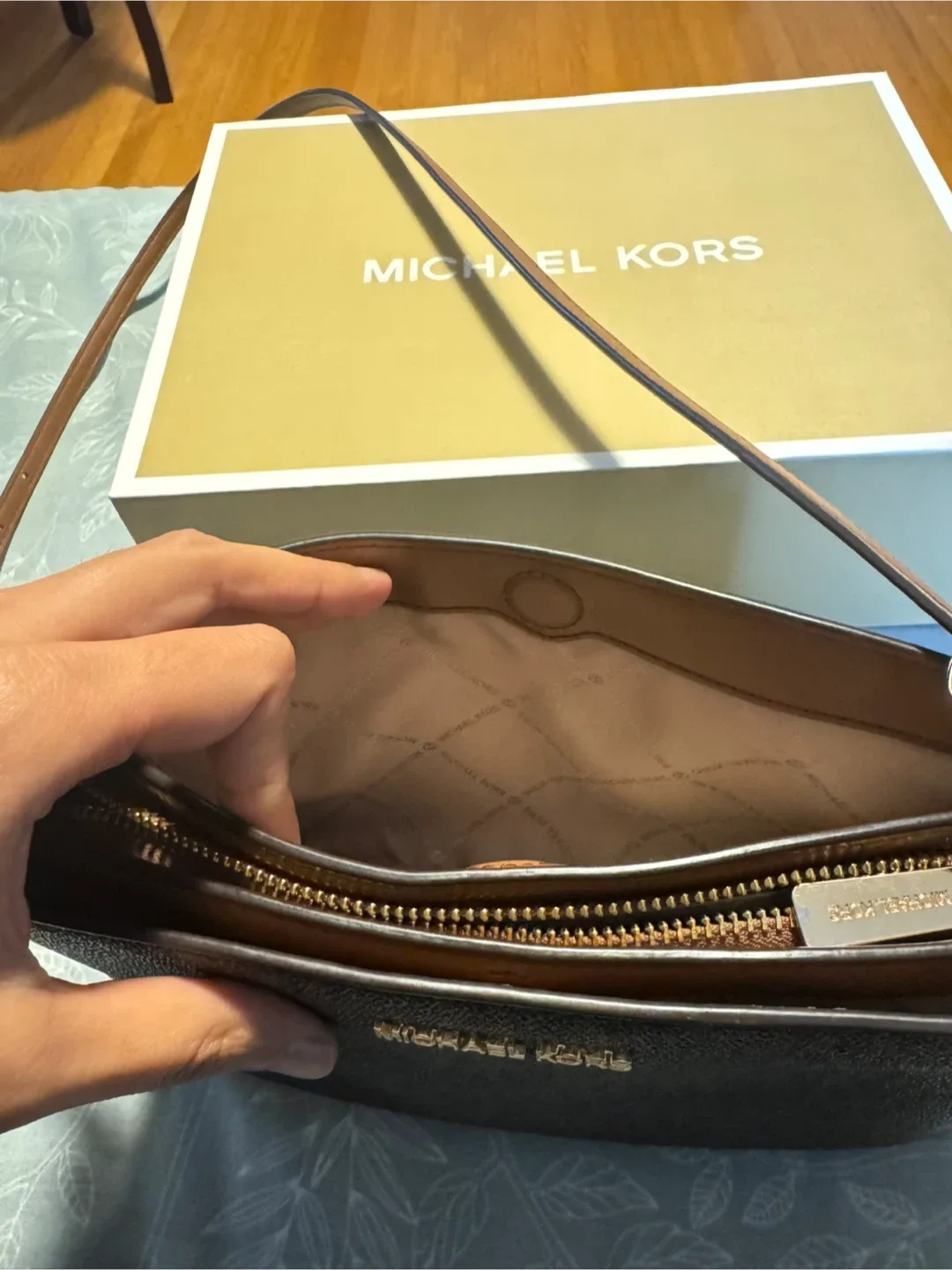 Michael Kors Brown Crossbody Bag- image indicator(4)