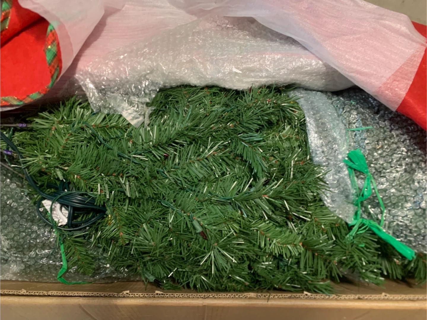 Holiday Time 7.5 ft Pre-Lit Kennedy Pine Tree - photo 5