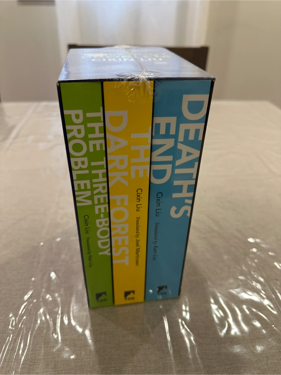 Cixin Liu's Three-Body Problem Trilogy Box Set - photo 2