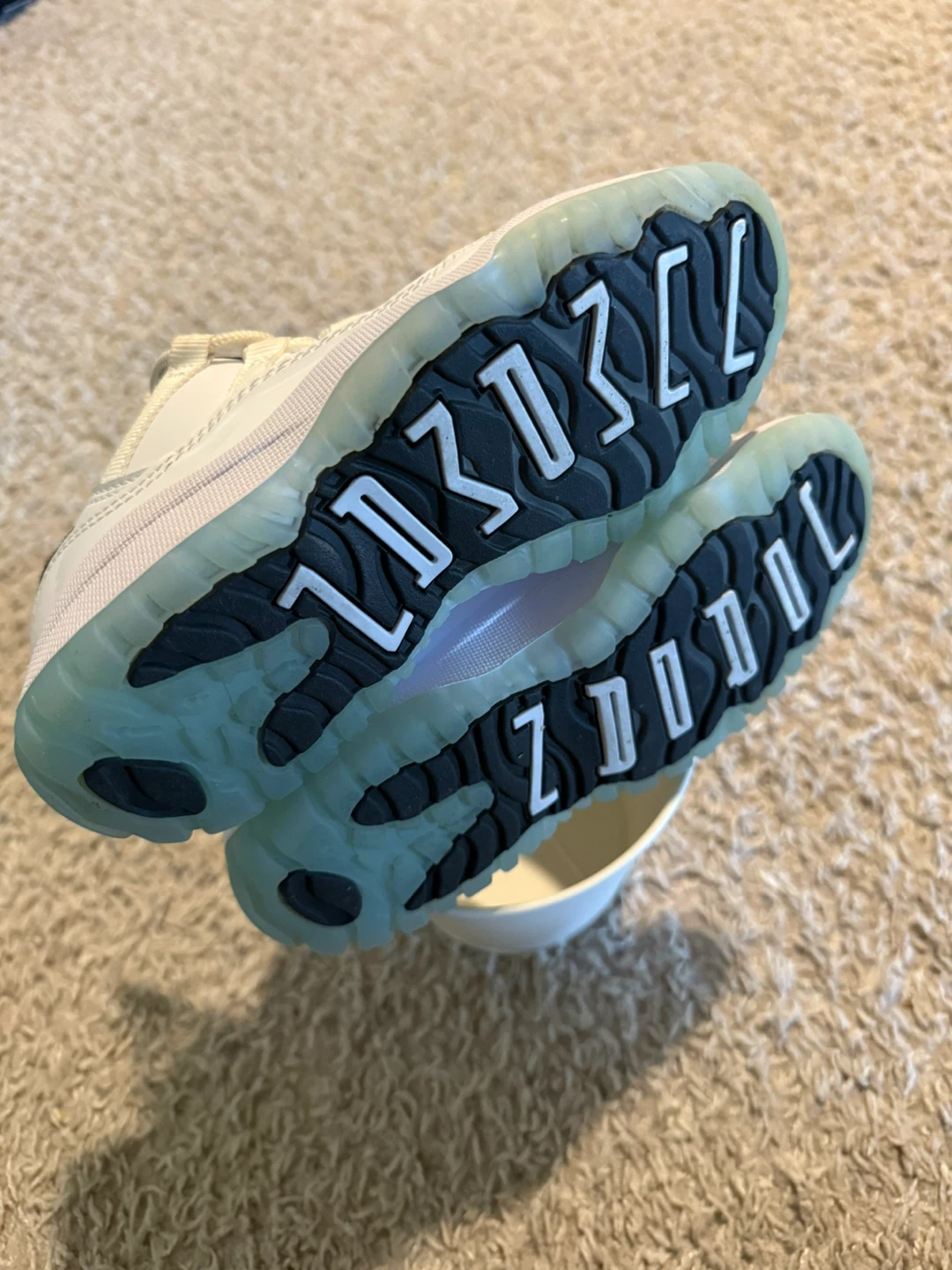 Air Jordan 11 Retro Low White Size 12C - photo 2