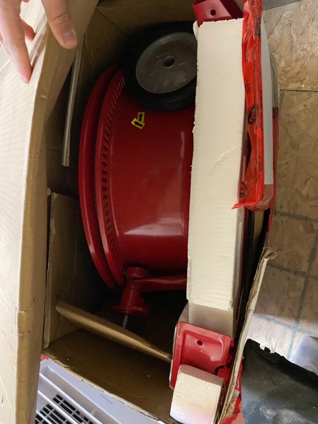 King Canada 3.5 Cu. ft. Portable Cement Mixer image indicator(2)