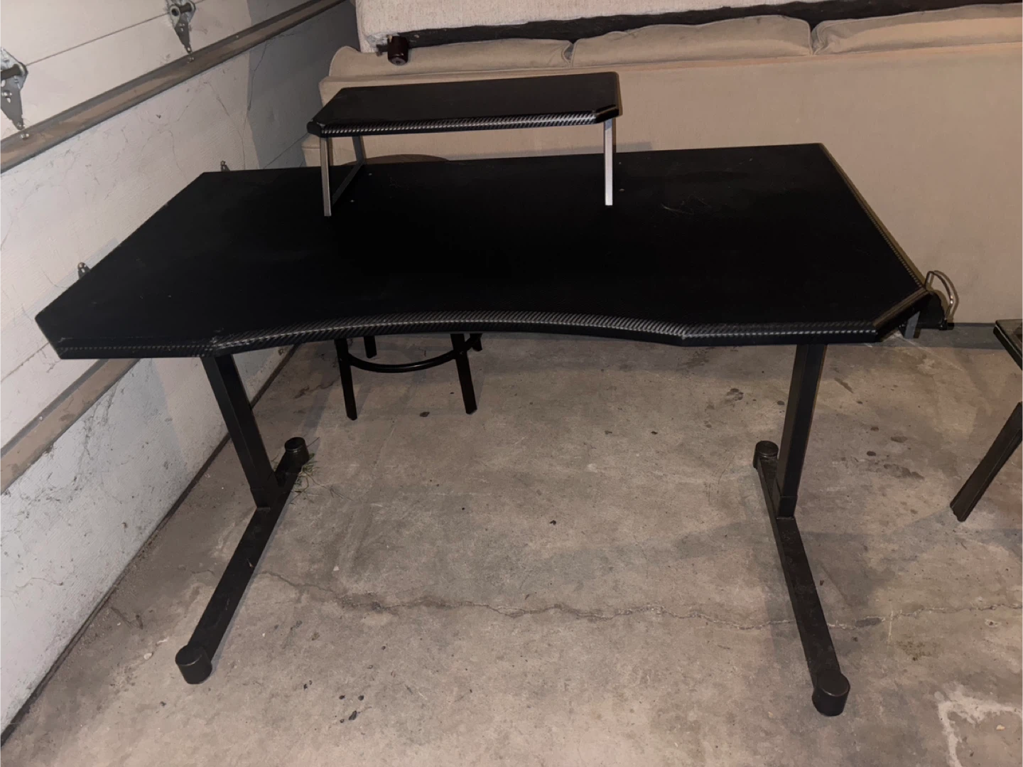 Gaming Desk with Monitor Stand. Easy garage pick up