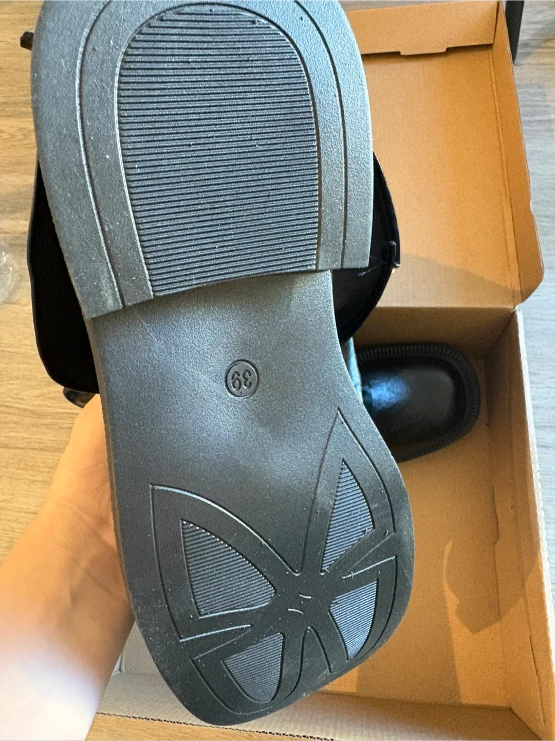 ASYLlum brand new Kira Slouch Boots - Size us 8 image indicator(7)