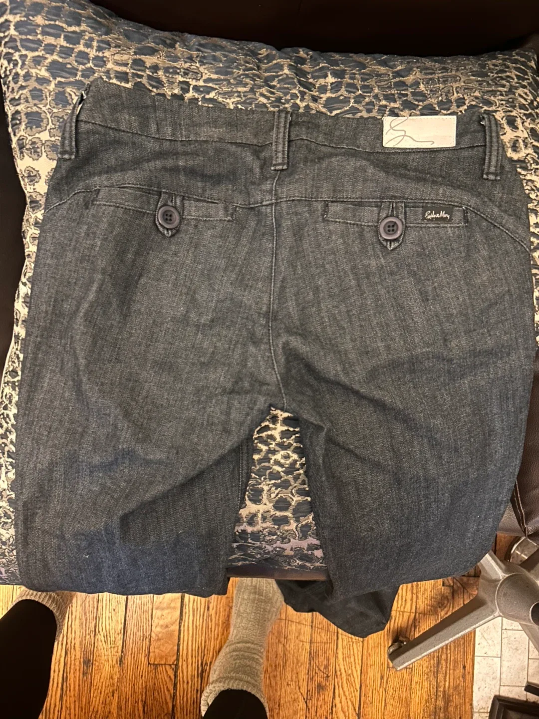Guido & Mary Flare Jeans - Size 26 image indicator(6)