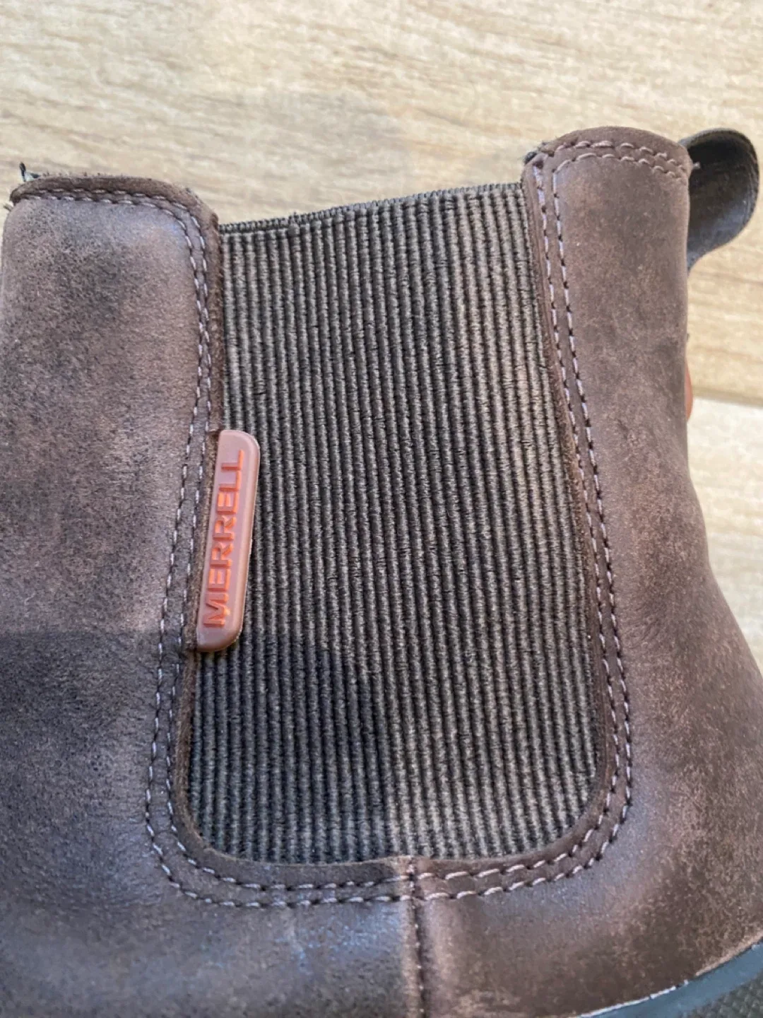 Merrell Brown Leather Chelsea Boots - Women's Size 7.5 image indicator(3)