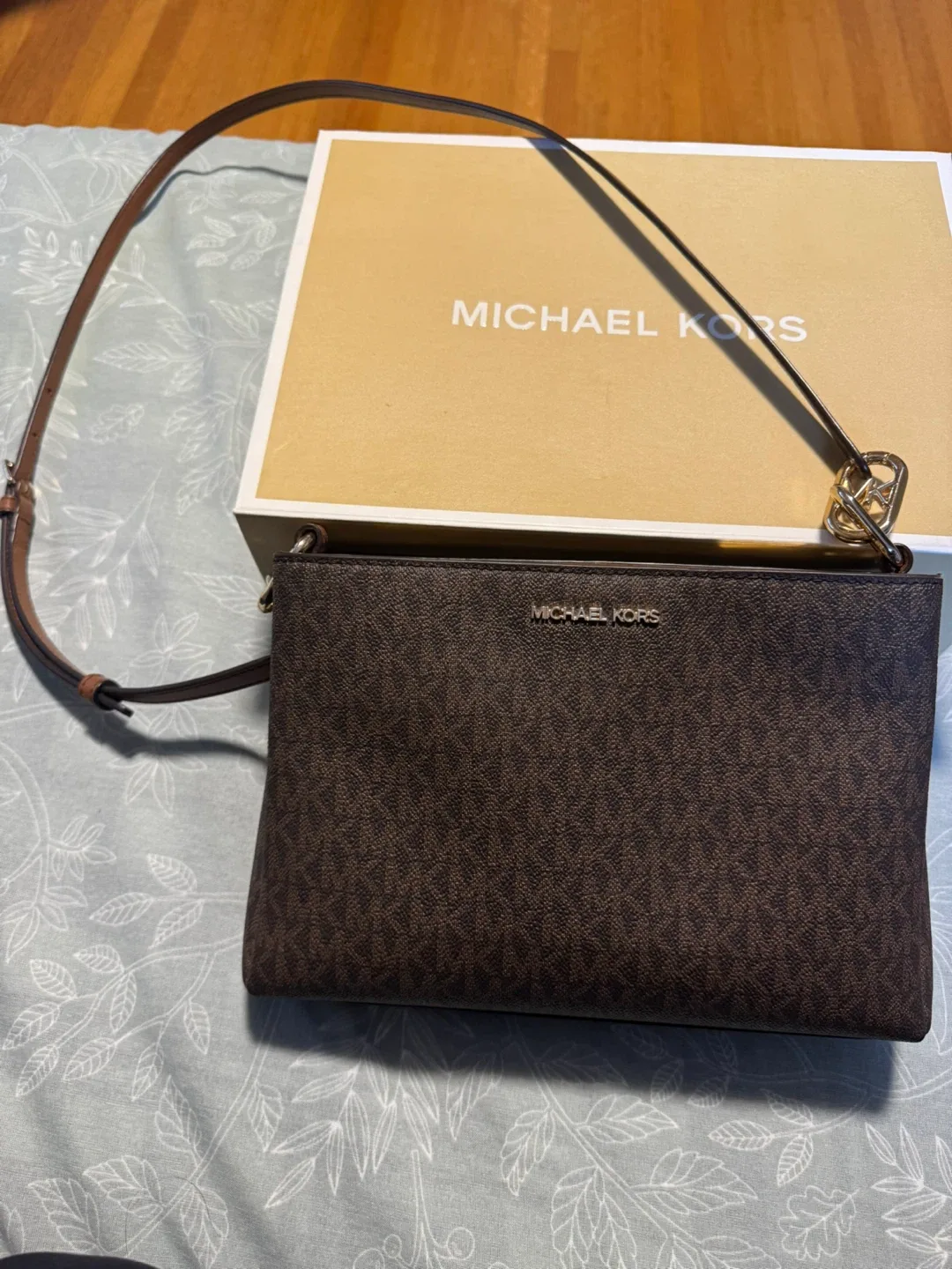 Michael Kors Crossbody Bag - Brown thumbnail