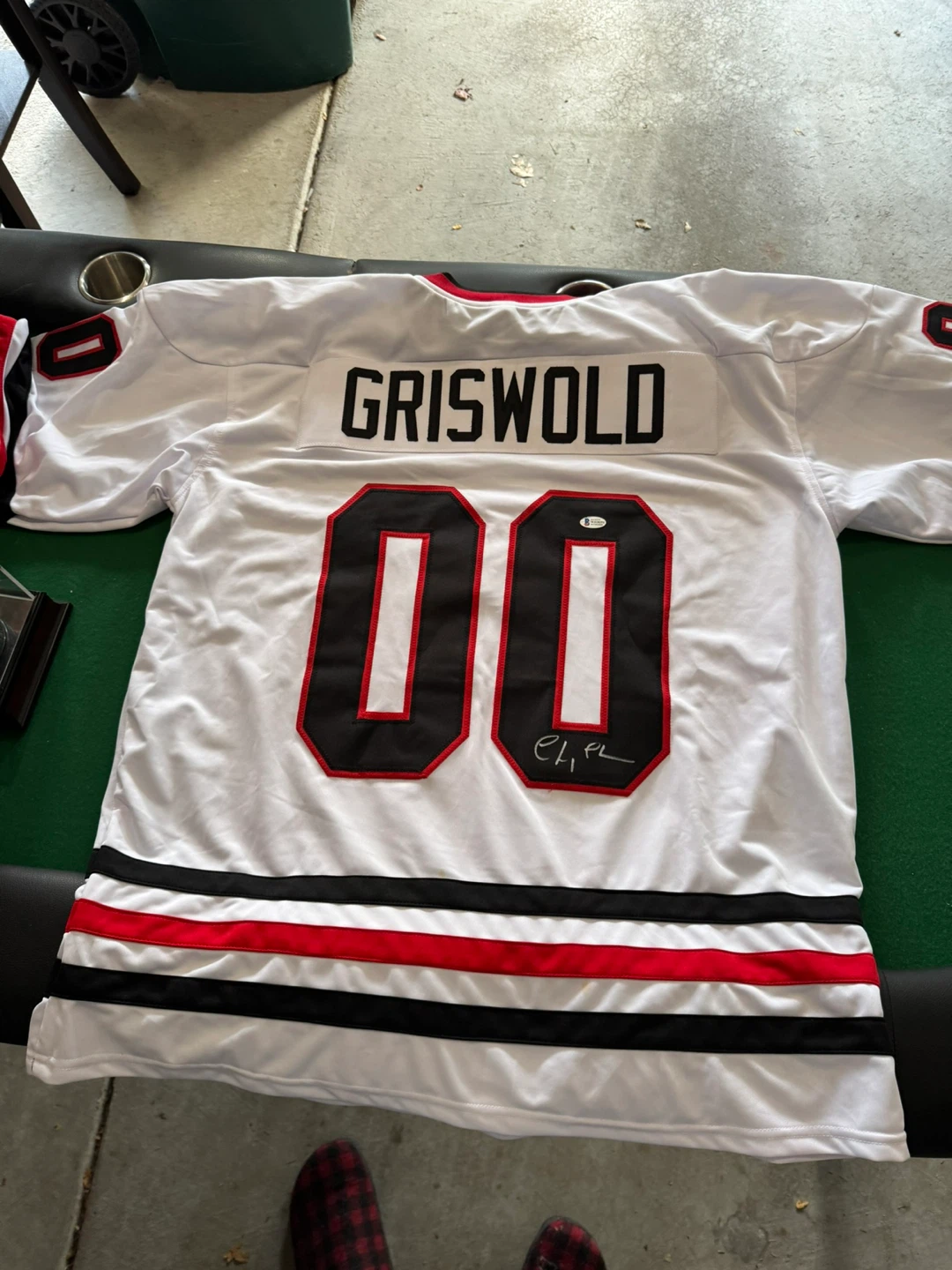 Signed Chevy Chase Griswold 00 Hockey Jersey