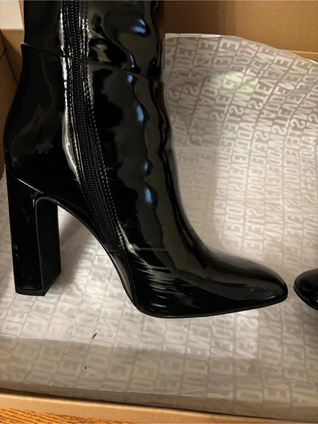 Steve Madden Black Patent Leather Boots - Size 8.5 - photo 4