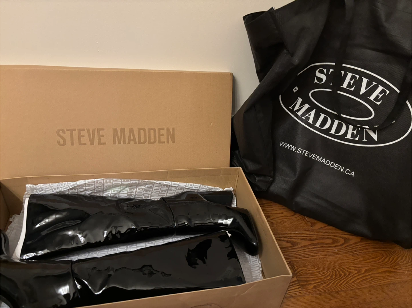 Steve Madden Black Patent Leather Boots - Size 8.5 - photo 2