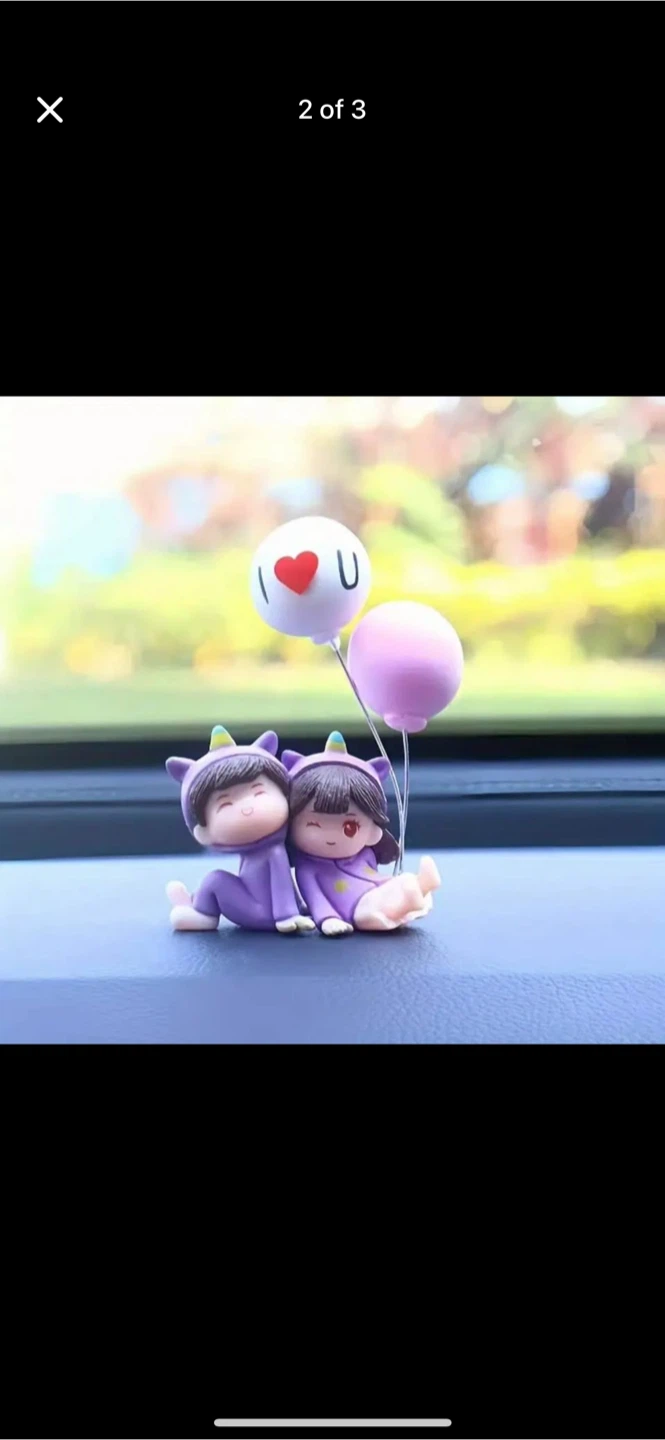 Couple Figurine with Balloons - photo 2