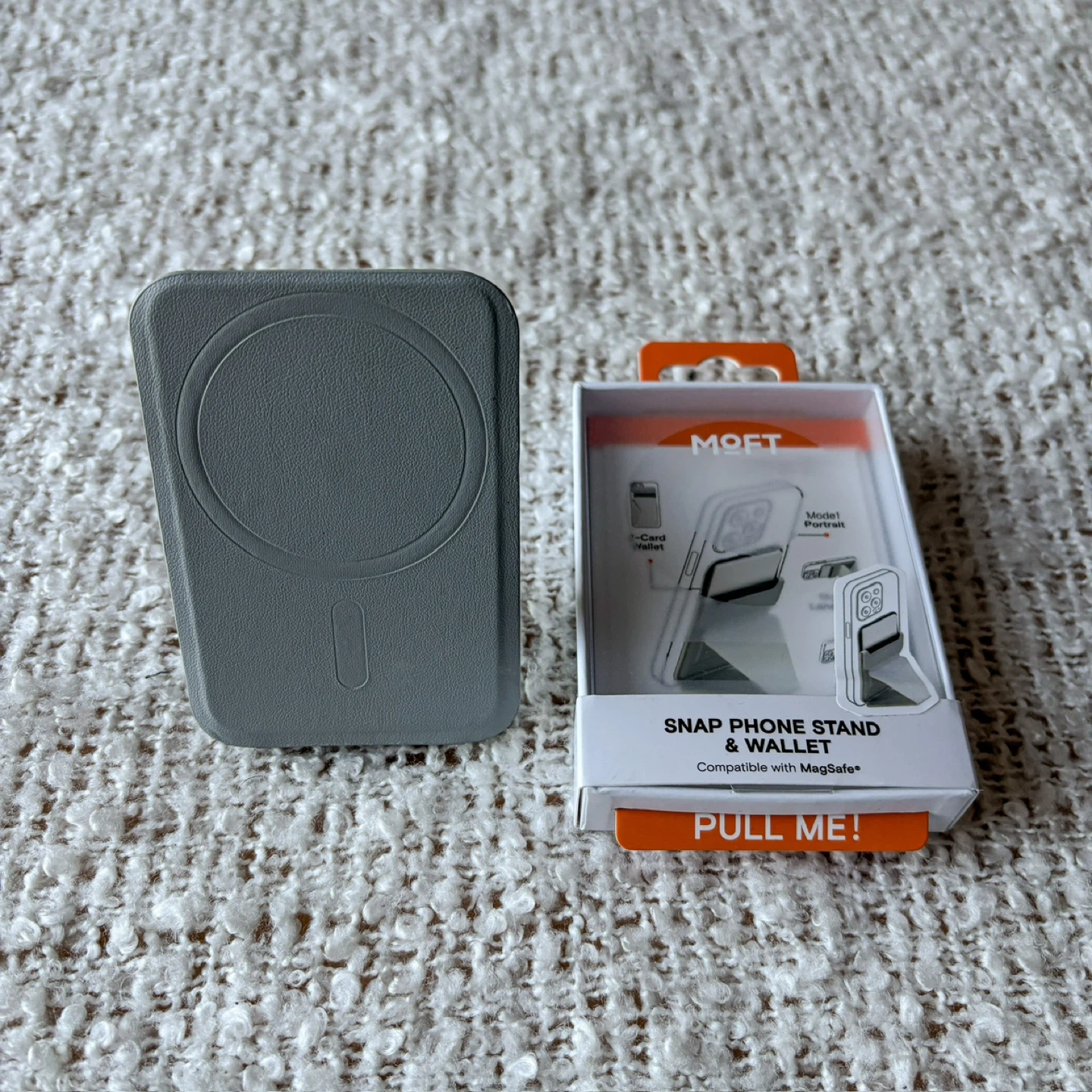 MOFT Magsafe Wallet & Stand (perfect condition) - photo 2
