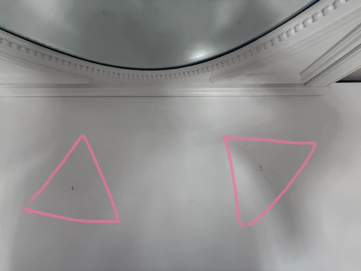 White glam dresser with mirror image indicator(6)