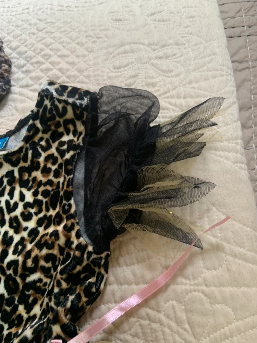 Girl’s Halloween Costume ! Witchy tiger 3T-4T ! image indicator(5)