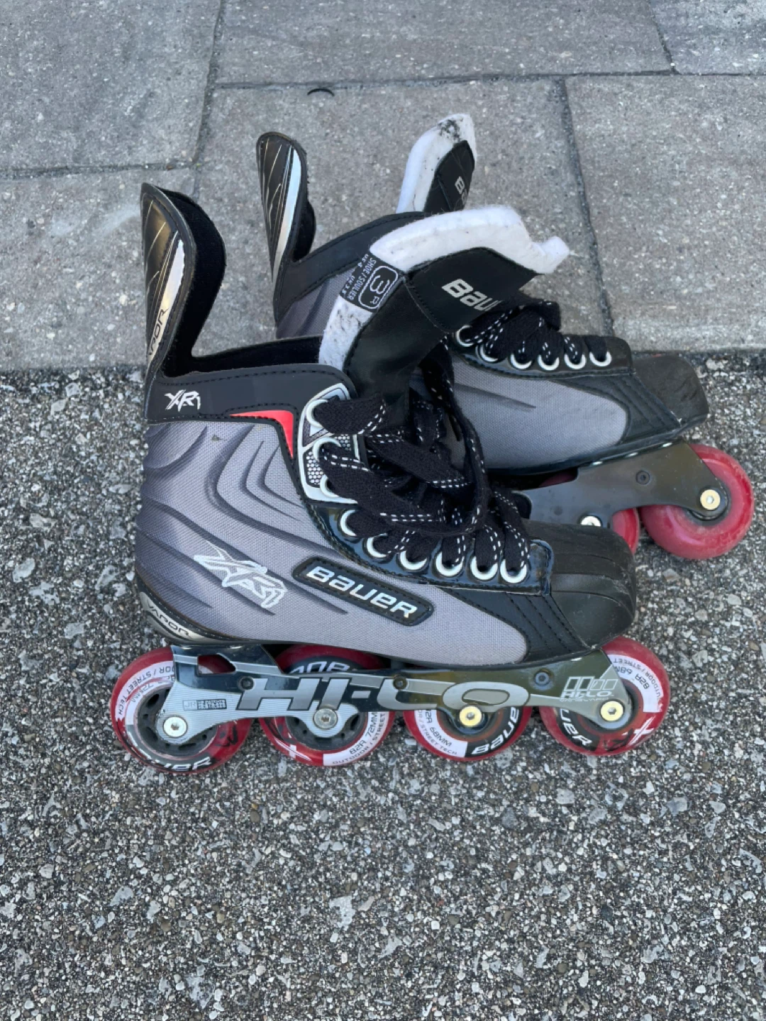 Bauer Vapor XR1 Inline Roller Skates - Size 4