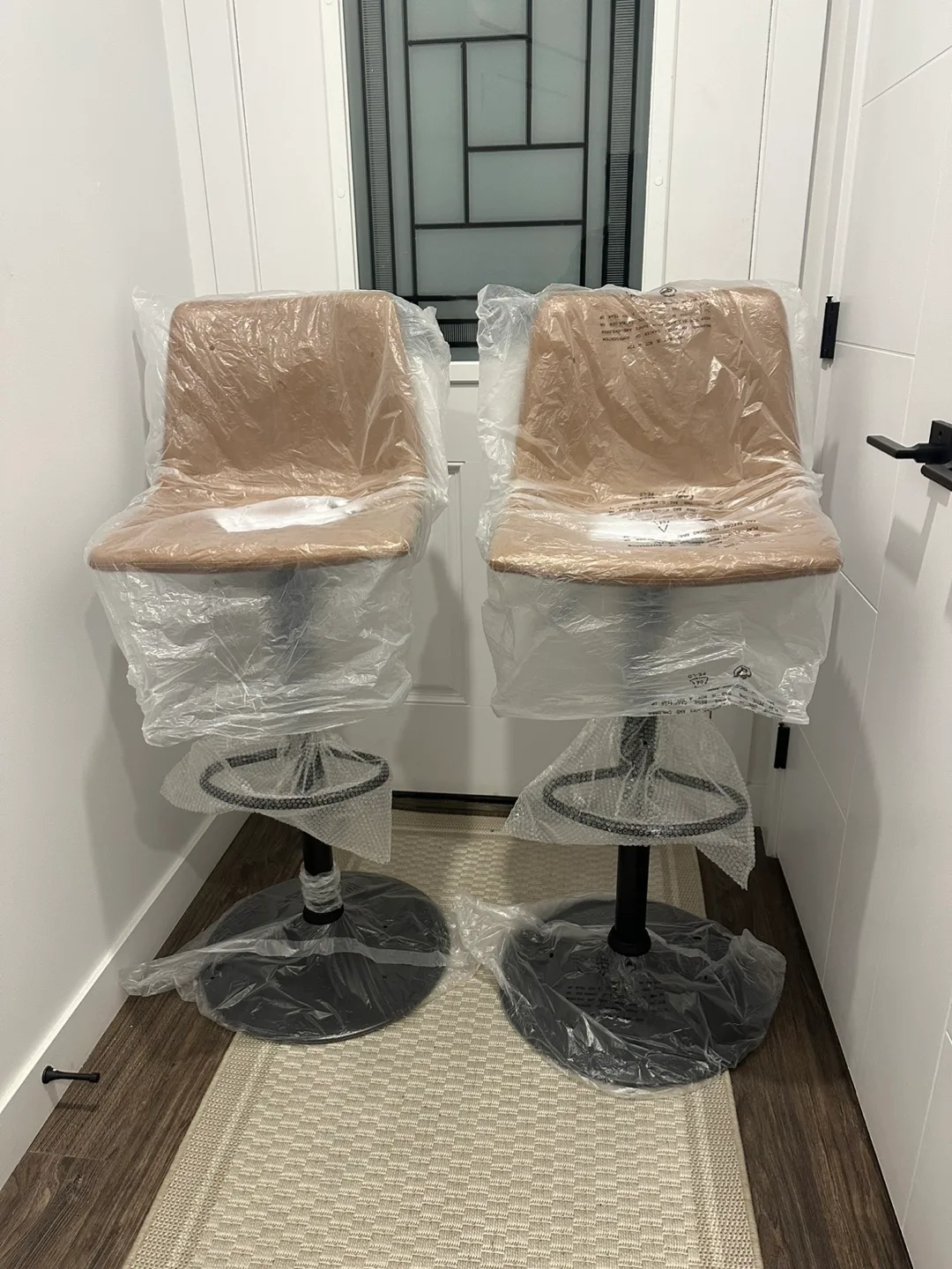 Brand New Set of 2 Modern Swivel Bar Stools, Adjustable! image indicator(6)