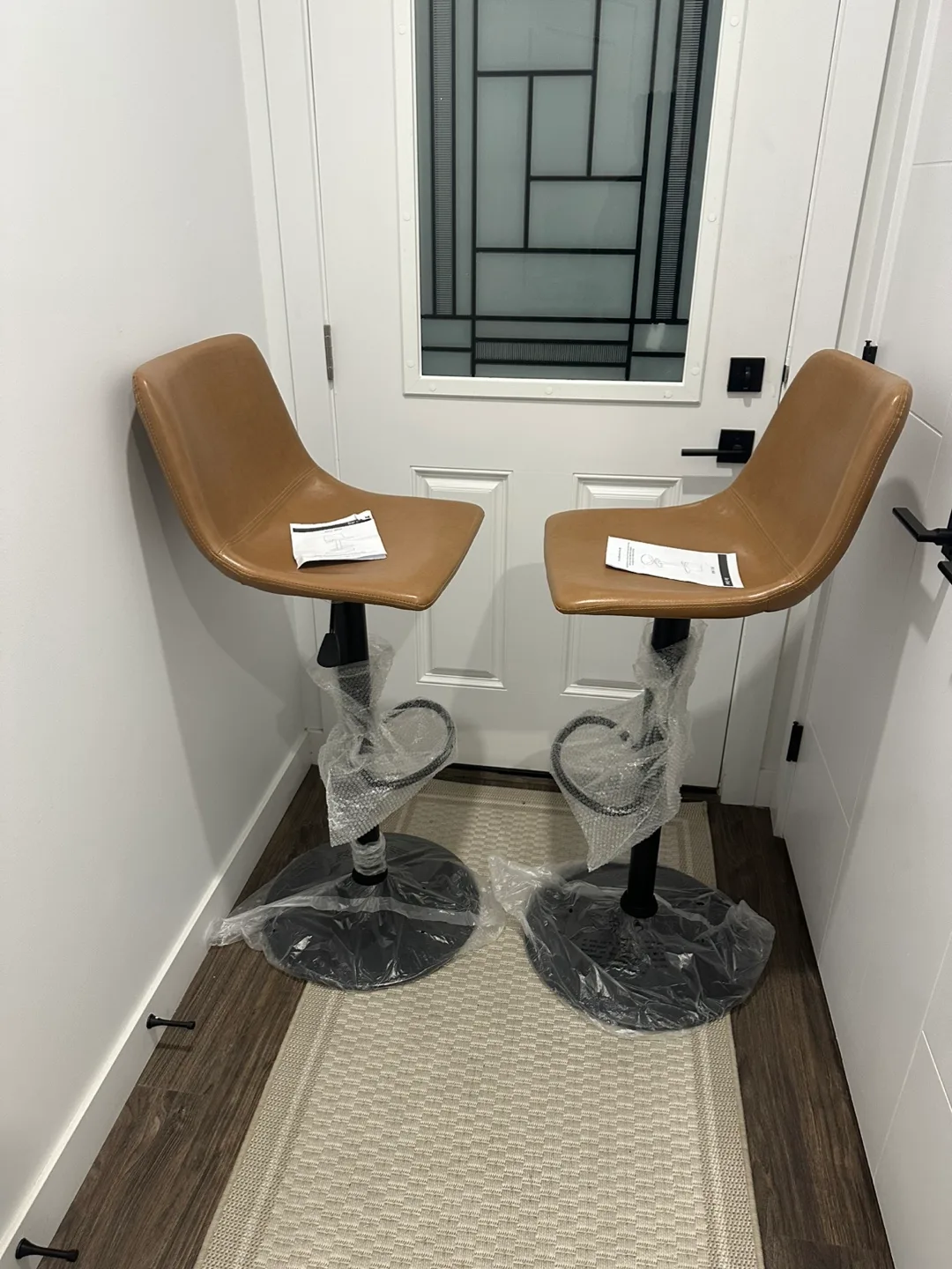 Brand New Set of 2 Modern Swivel Bar Stools, Adjustable! image indicator(4)