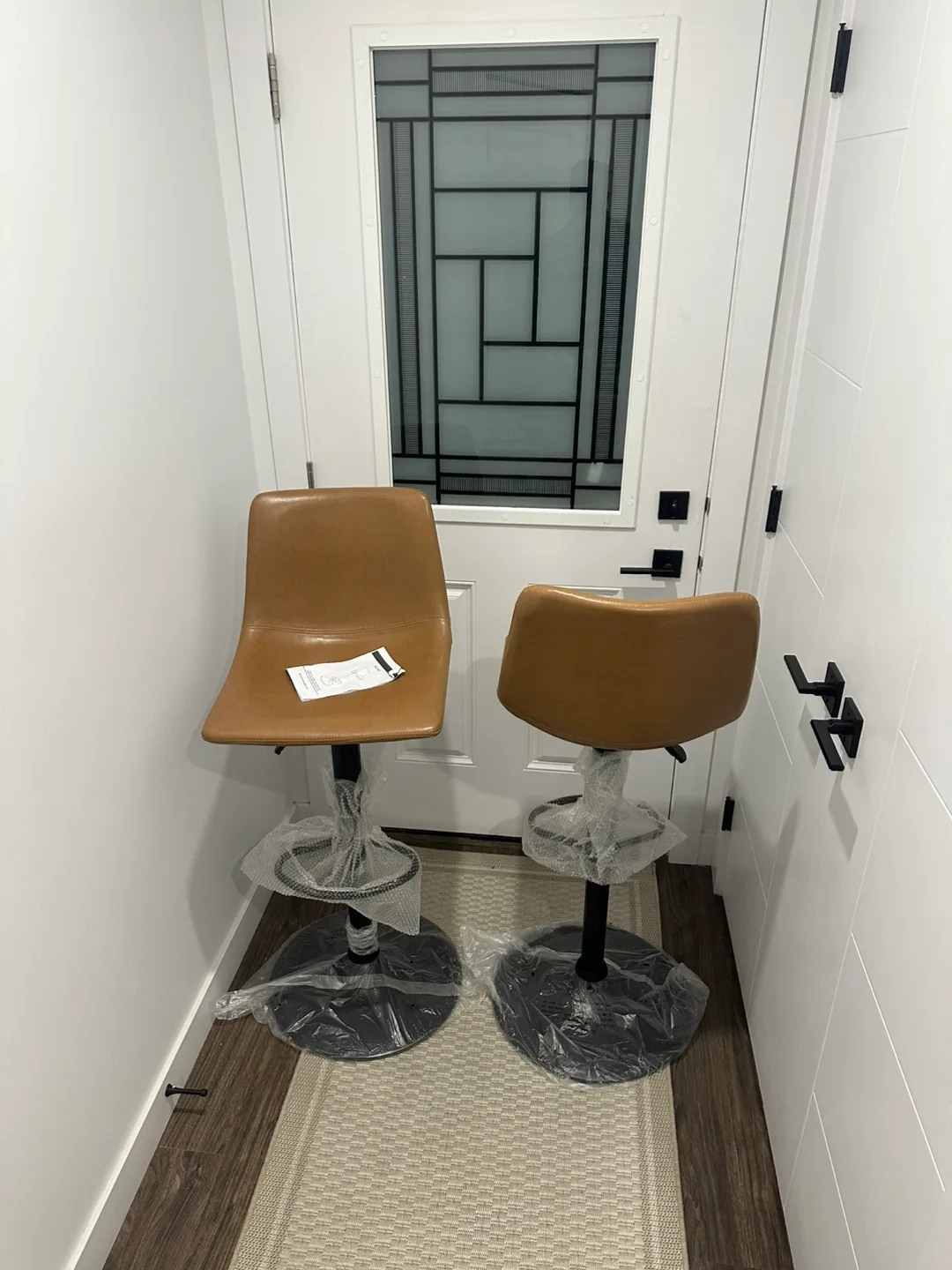 Brand New Set of 2 Modern Swivel Bar Stools, Adjustable! image indicator(7)