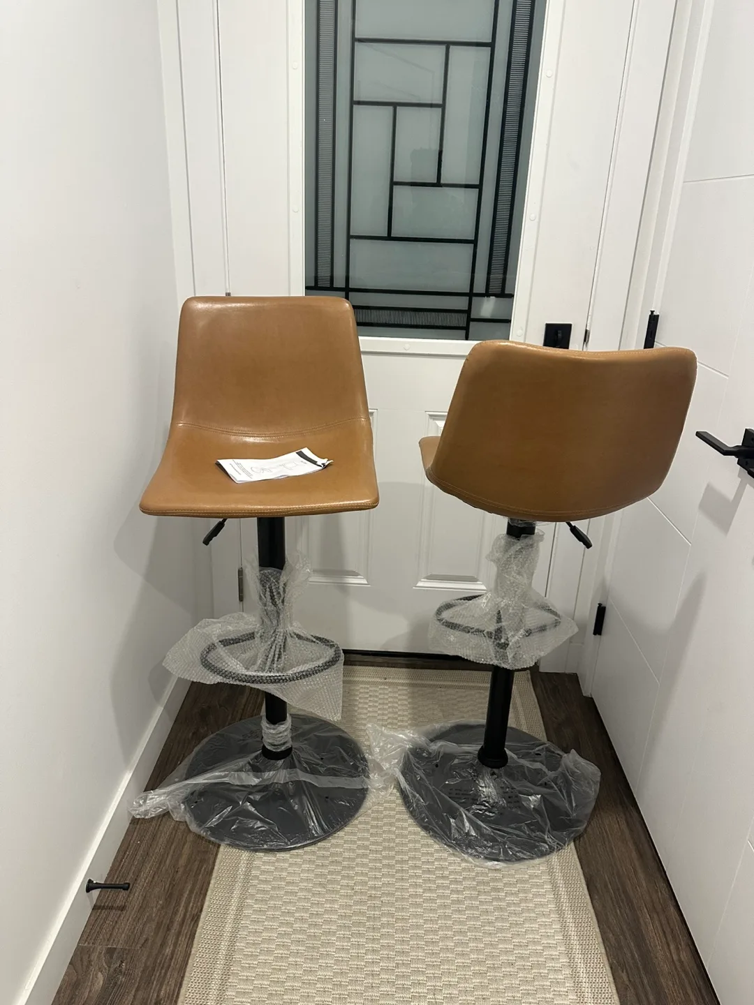 Brand New Set of 2 Modern Swivel Bar Stools, Adjustable! image indicator(8)