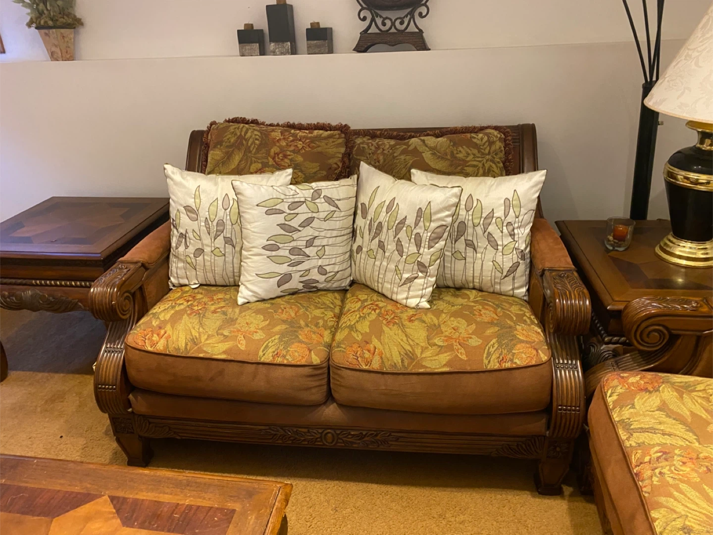 Ornate Wood Coffee Table and End Tables Set - photo 5