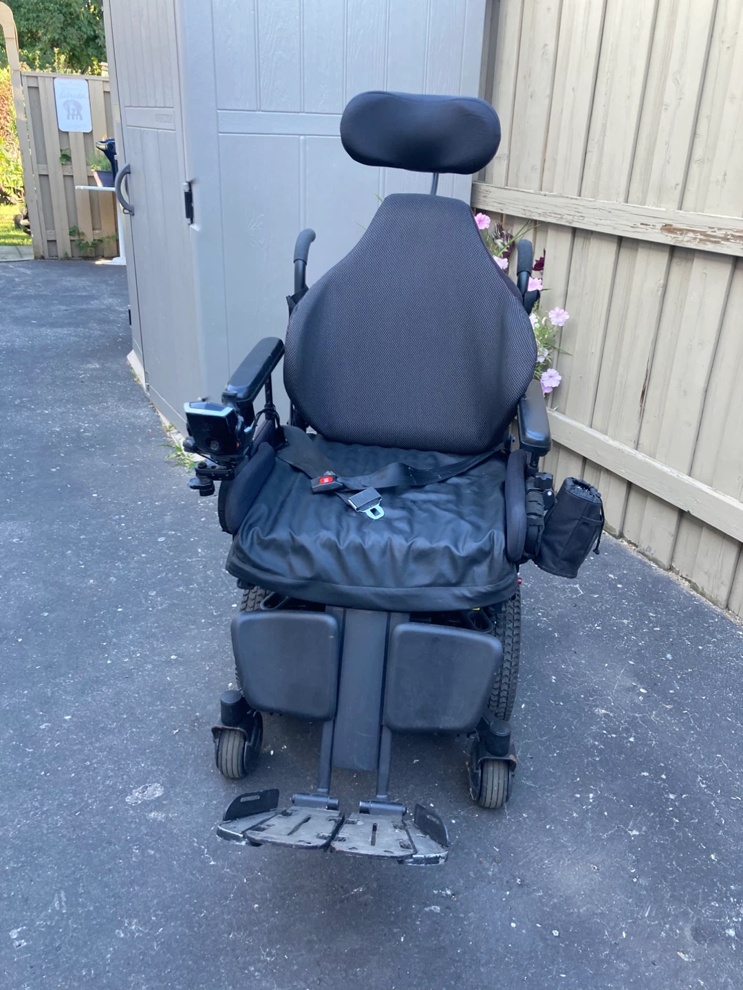 Quantum Edge 3 iLevel Power Wheelchair - photo 3