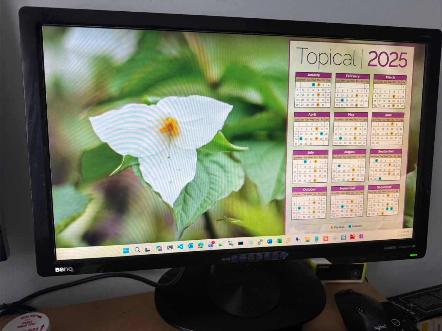 BenQ G2412HD 24 inch Monitor - photo 2