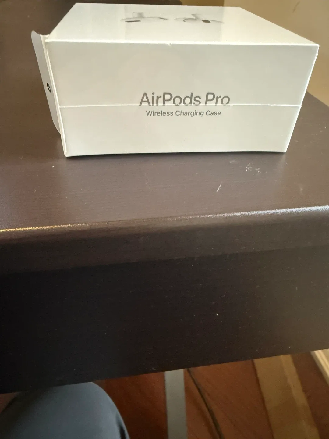AirPods Pro (Wireless Charging Case) image indicator(2)