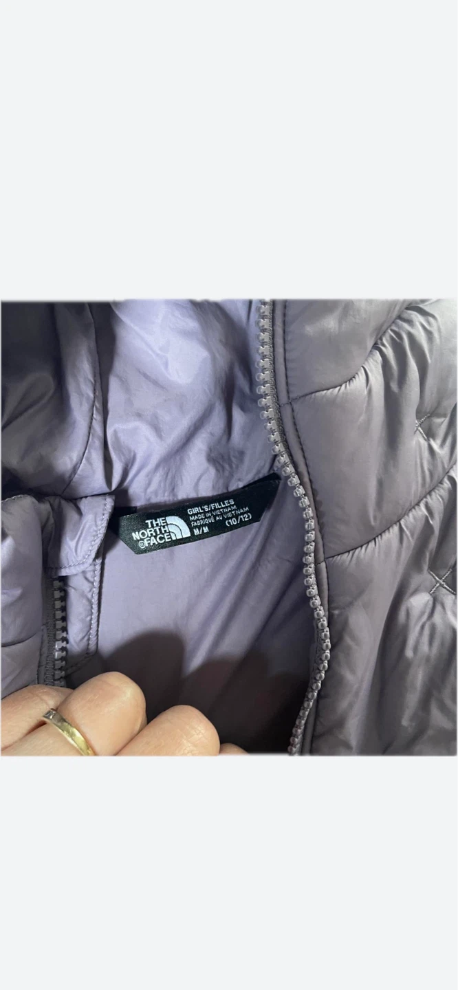 The North Face Girl's/Filles Puffer Jacket Size M(10/12) - photo 3