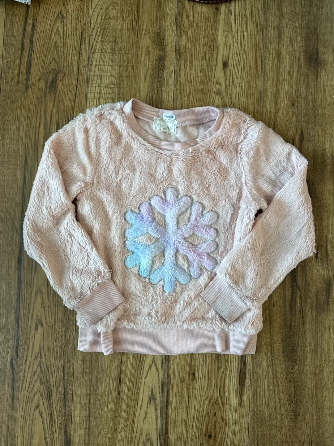 Kids - Pink Fuzzy Snowflake Sweater Size 7 thumbnail