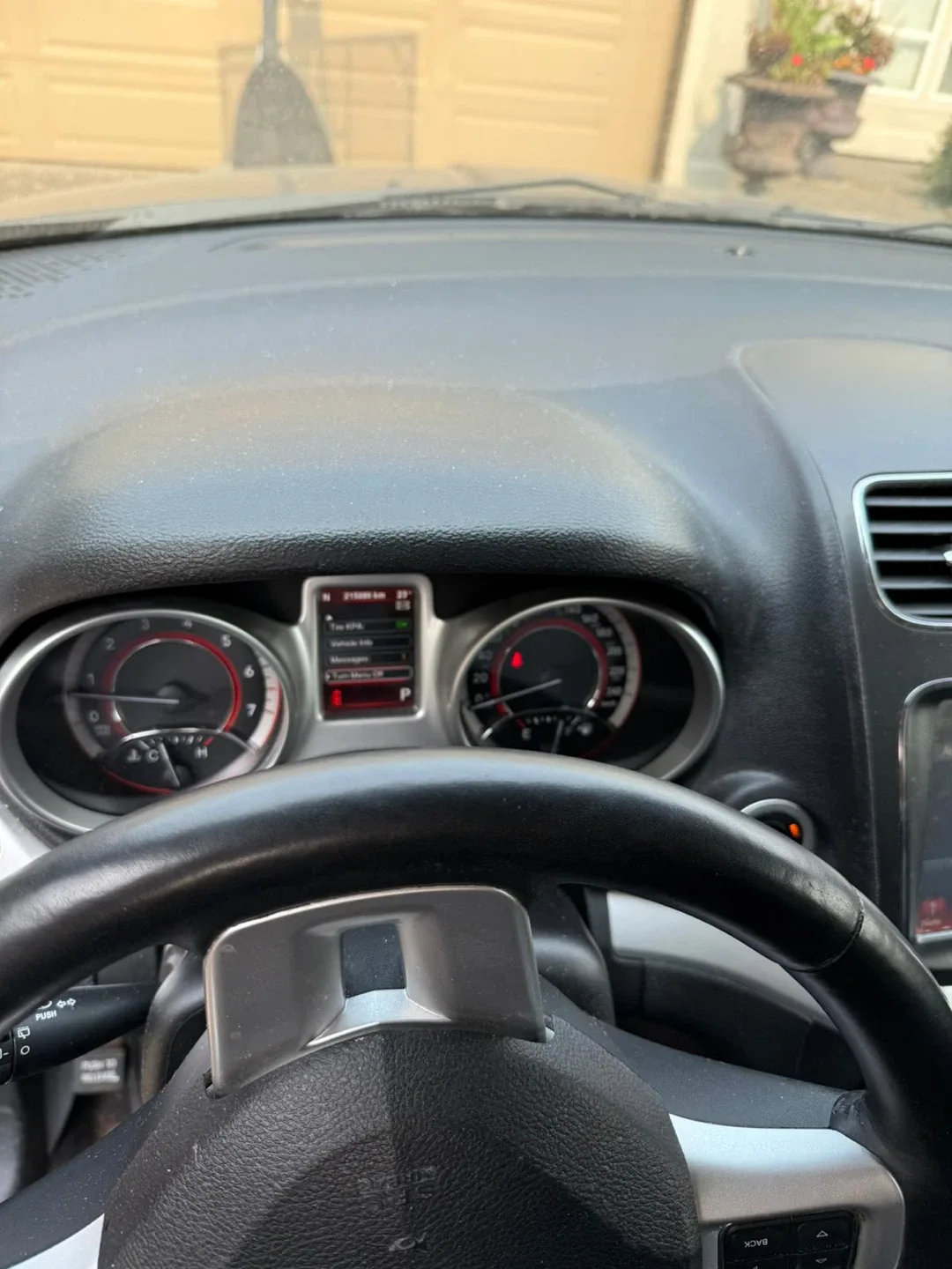 Dodge Journey SUV image indicator(4)