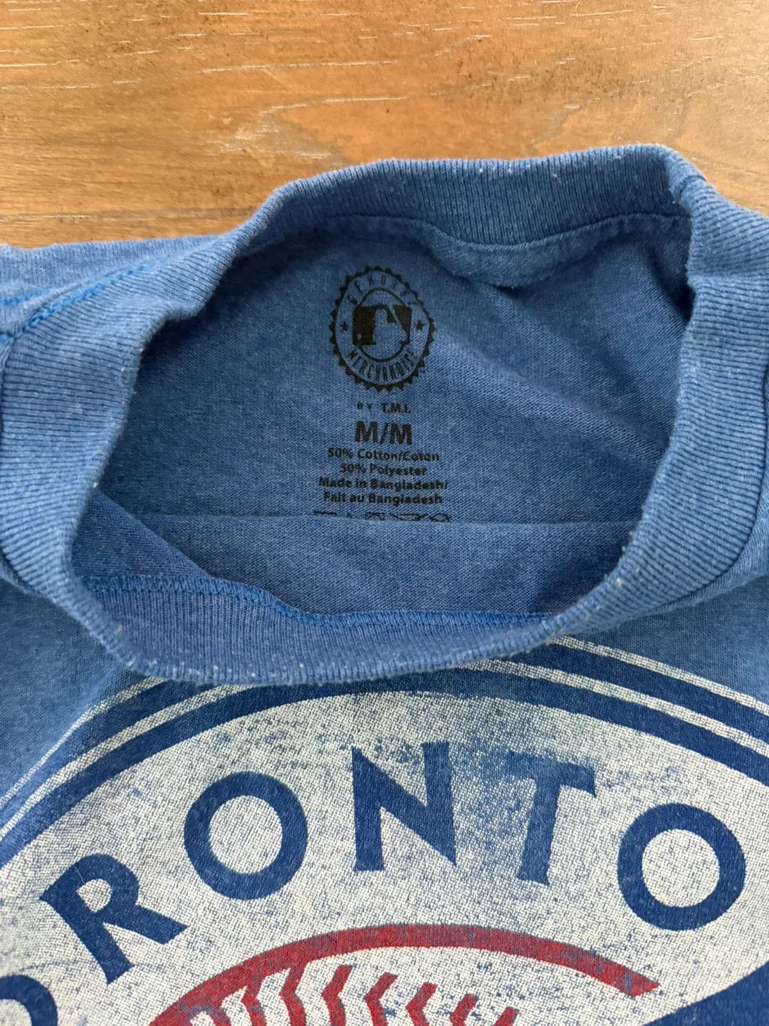 Authentic Toronto Blue Jays T-Shirt - Size M image indicator(3)