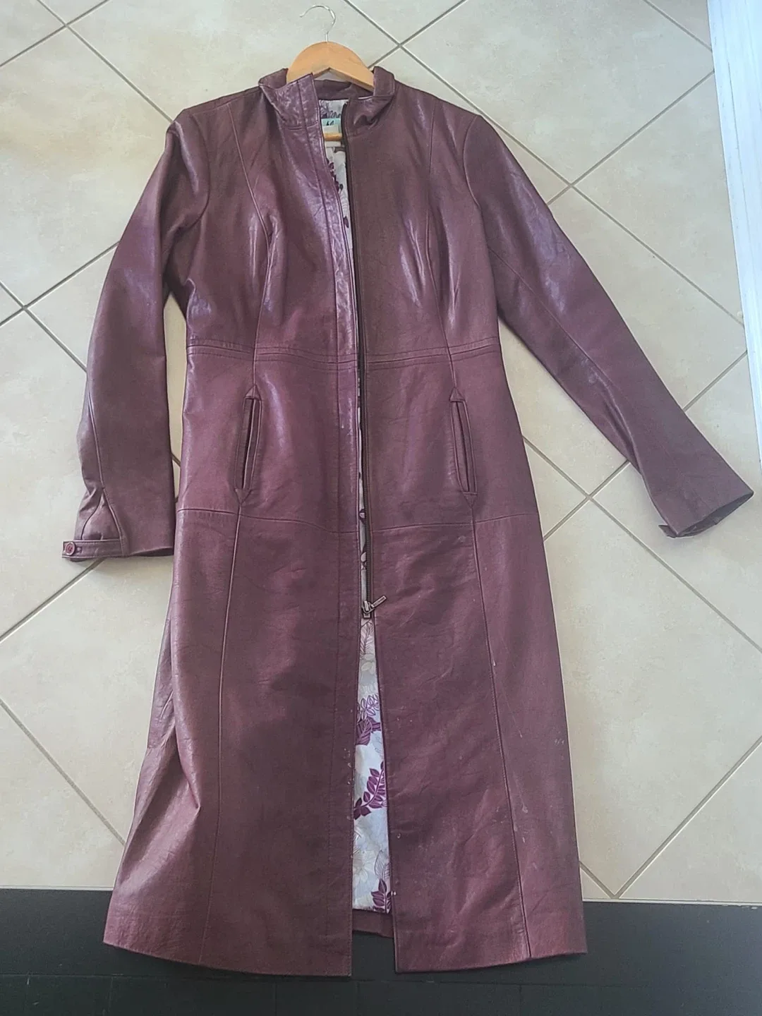 Danier Leather Coat - Size M thumbnail