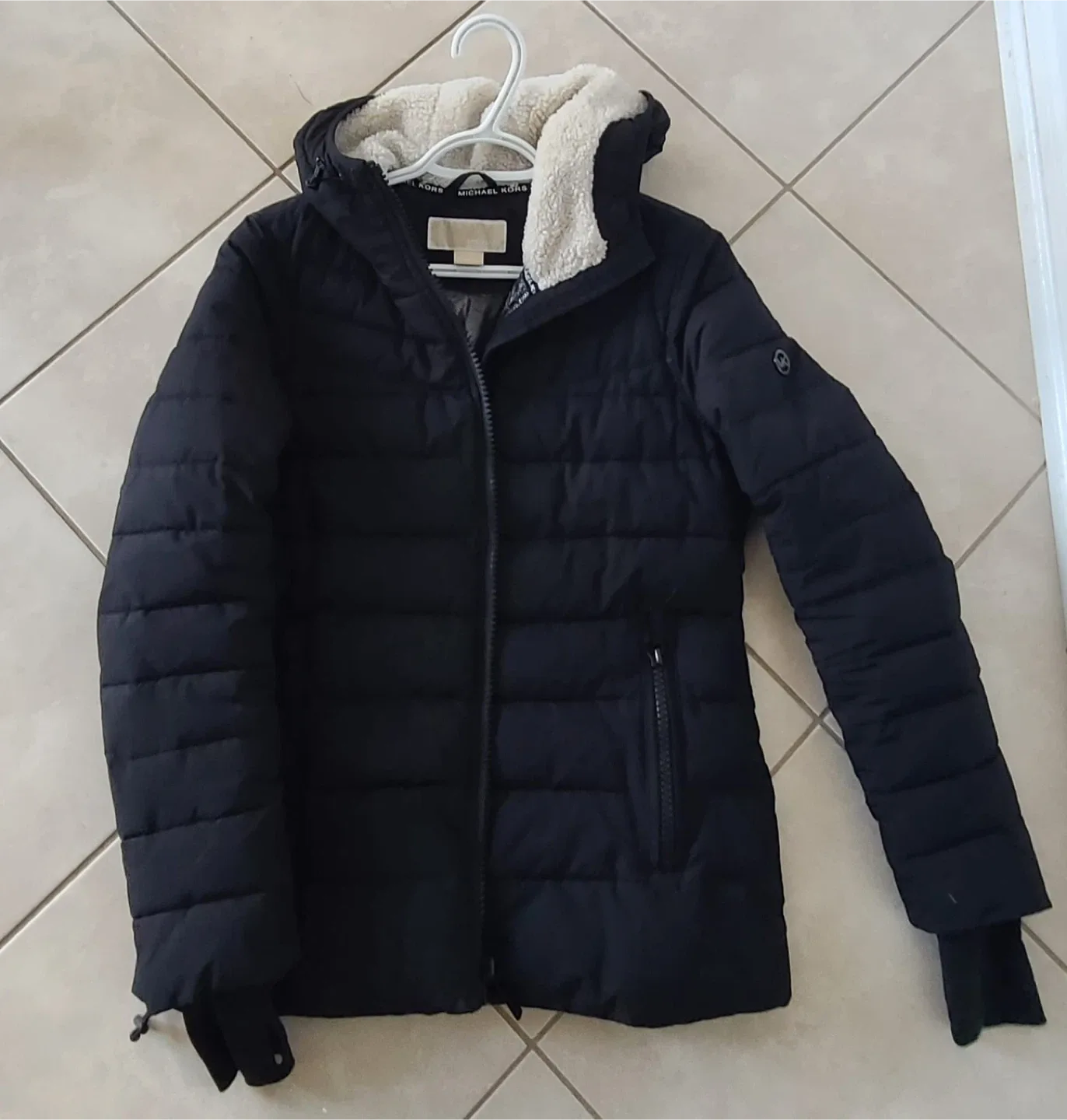 Michael Kors Black Puffer Jacket image indicator(2)