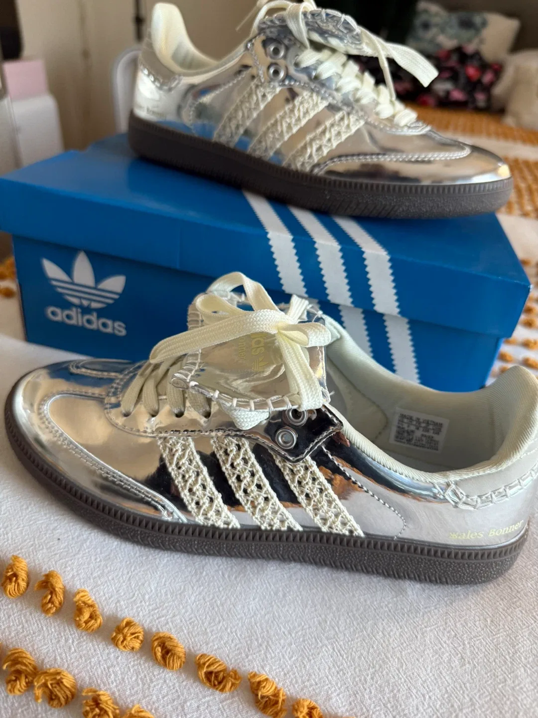 Adidas SL 72 OG W Silver Shoes - US 7 image indicator(3)