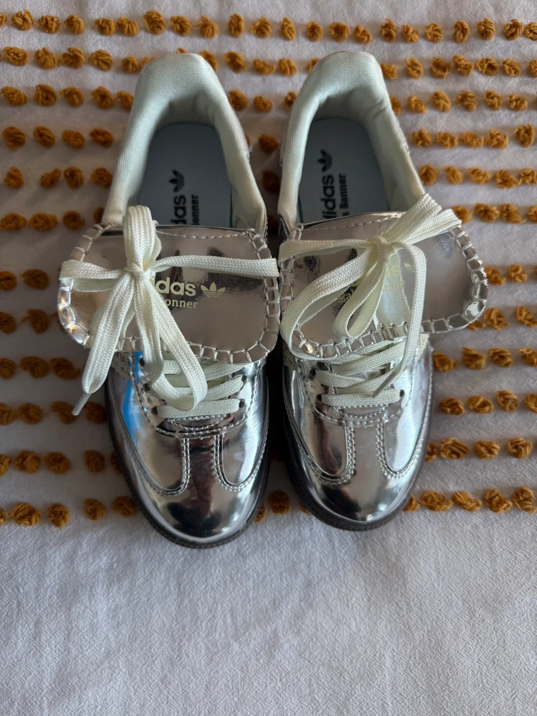 Adidas SL 72 OG W Silver Shoes - US 7 image indicator(6)