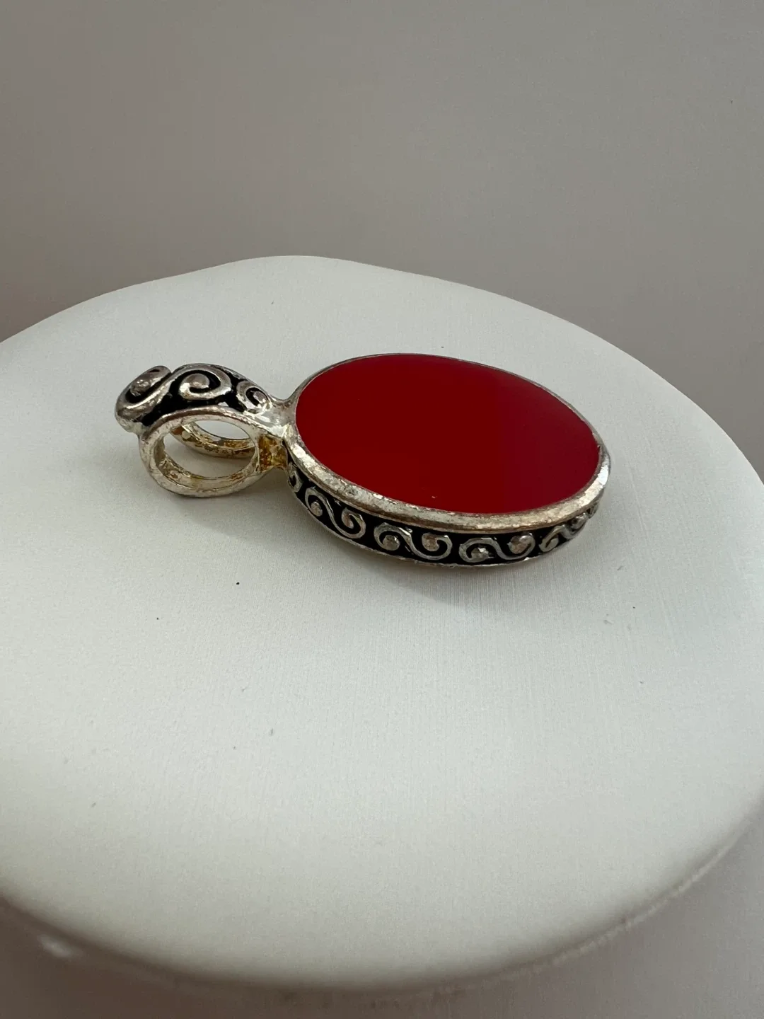 Vintage Red Stone Pendant for Necklace image indicator(3)