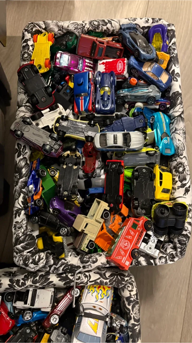 HOT WHEELS bulk image indicator(4)