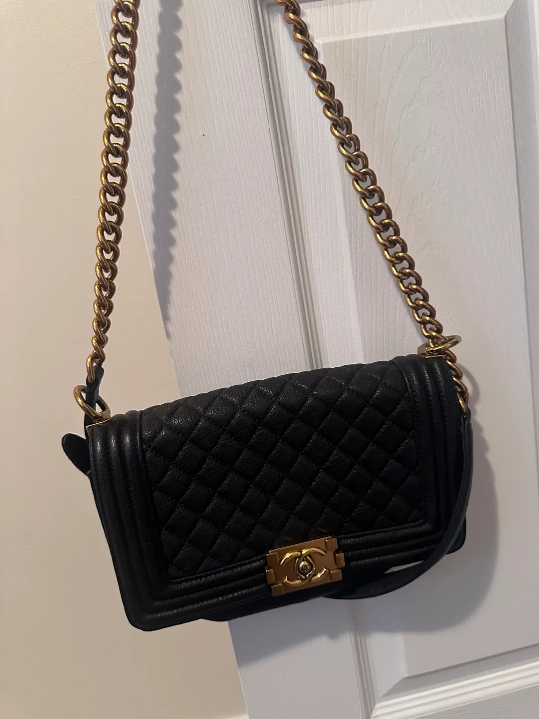 Chanel bag thumbnail
