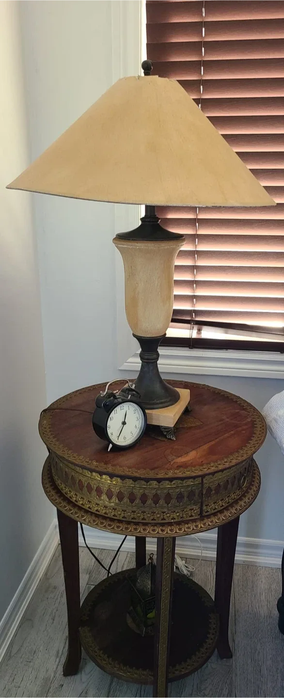 Accent Table with Lamp and Clock thumbnail